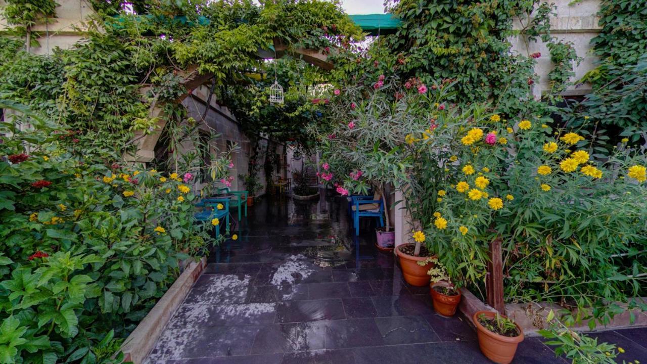 Hotel Roc Of Cappadocia Göreme Exterior foto