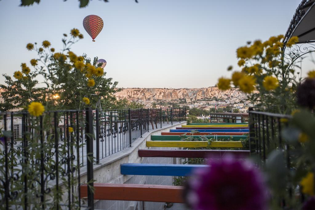 Hotel Roc Of Cappadocia Göreme Exterior foto